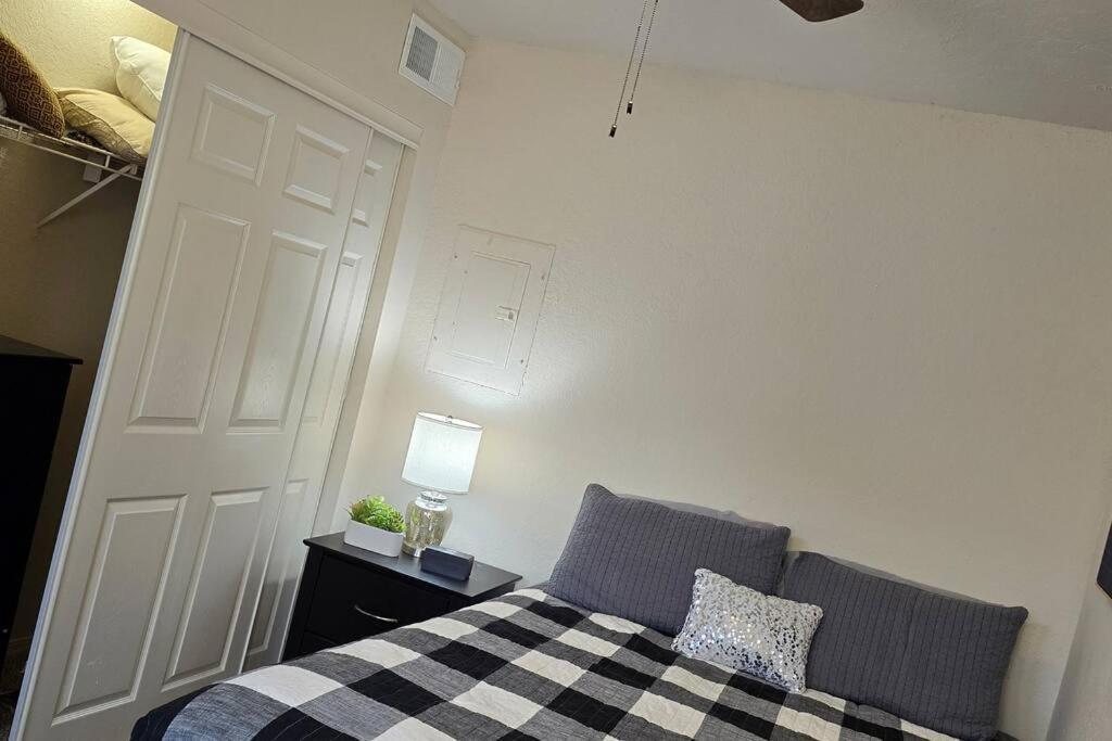 Cozy Updated Cove Of Heaven, 5Mins To Lake Hefner! Oklahoma City Exterior foto